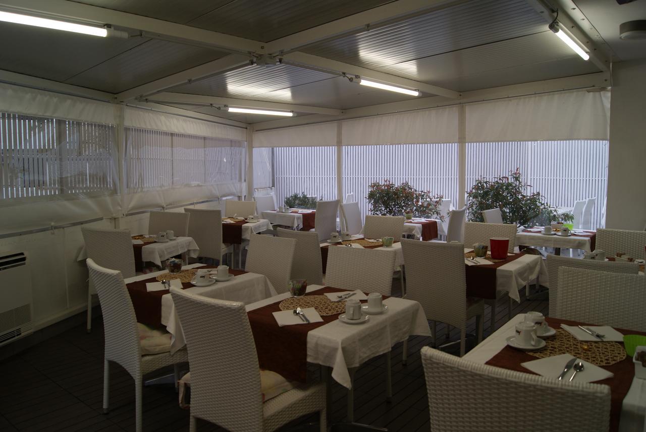 Residence Aprilia Grado Bagian luar foto