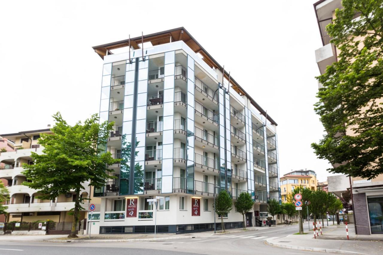 Residence Aprilia Grado Bagian luar foto
